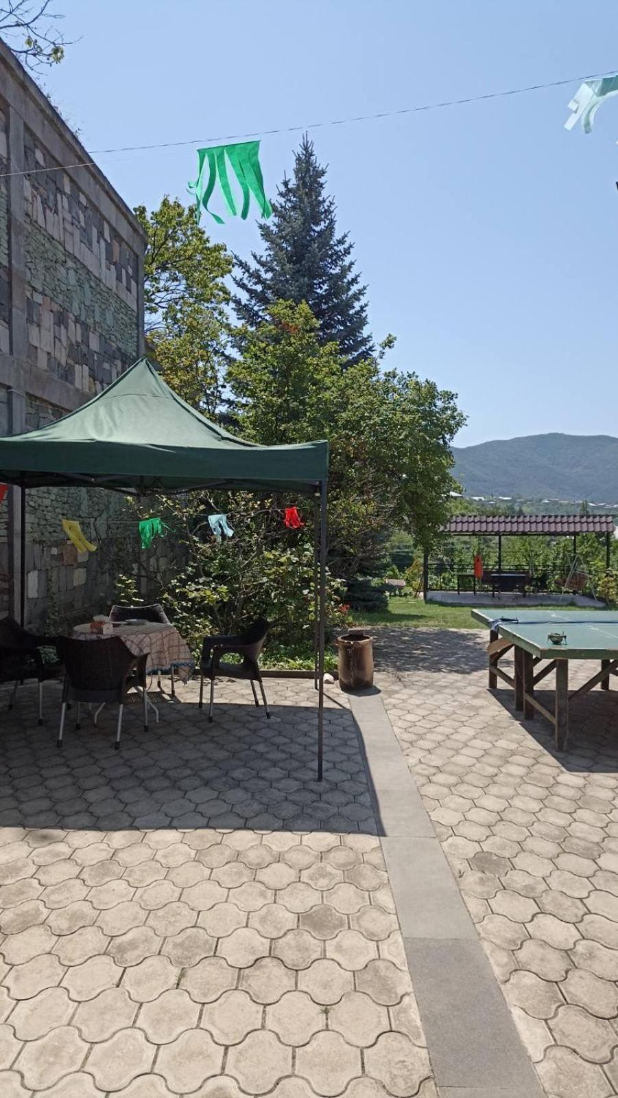 Luse Guest House Иджеван Екстериор снимка