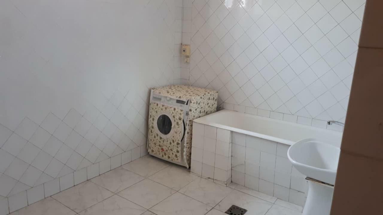Luse Guest House Иджеван Екстериор снимка