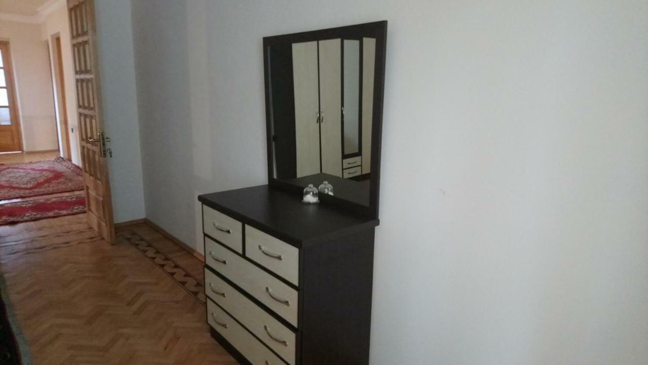 Luse Guest House Иджеван Екстериор снимка