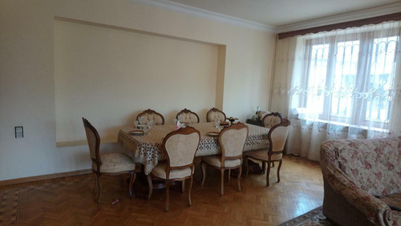 Luse Guest House Иджеван Екстериор снимка